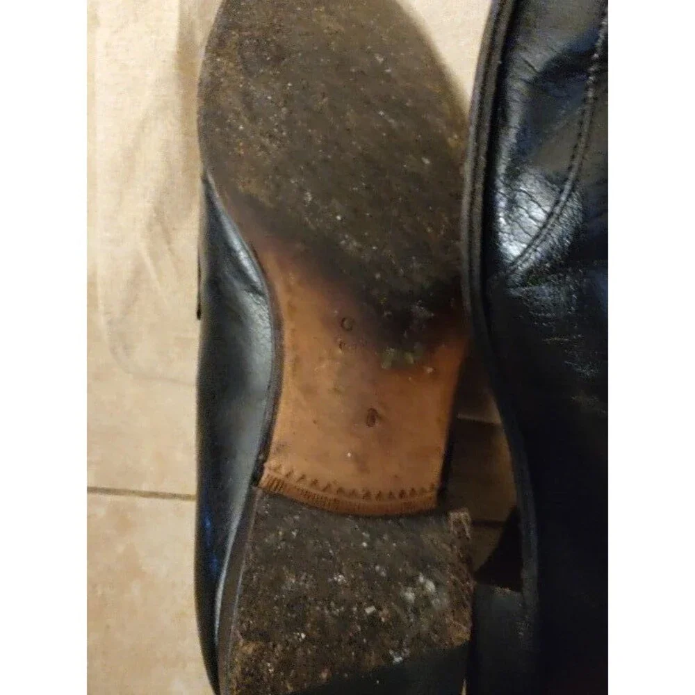 Mens Gucci Black Leather Gold Logo Loafers Mens US Size 6 & 2 additional insoles